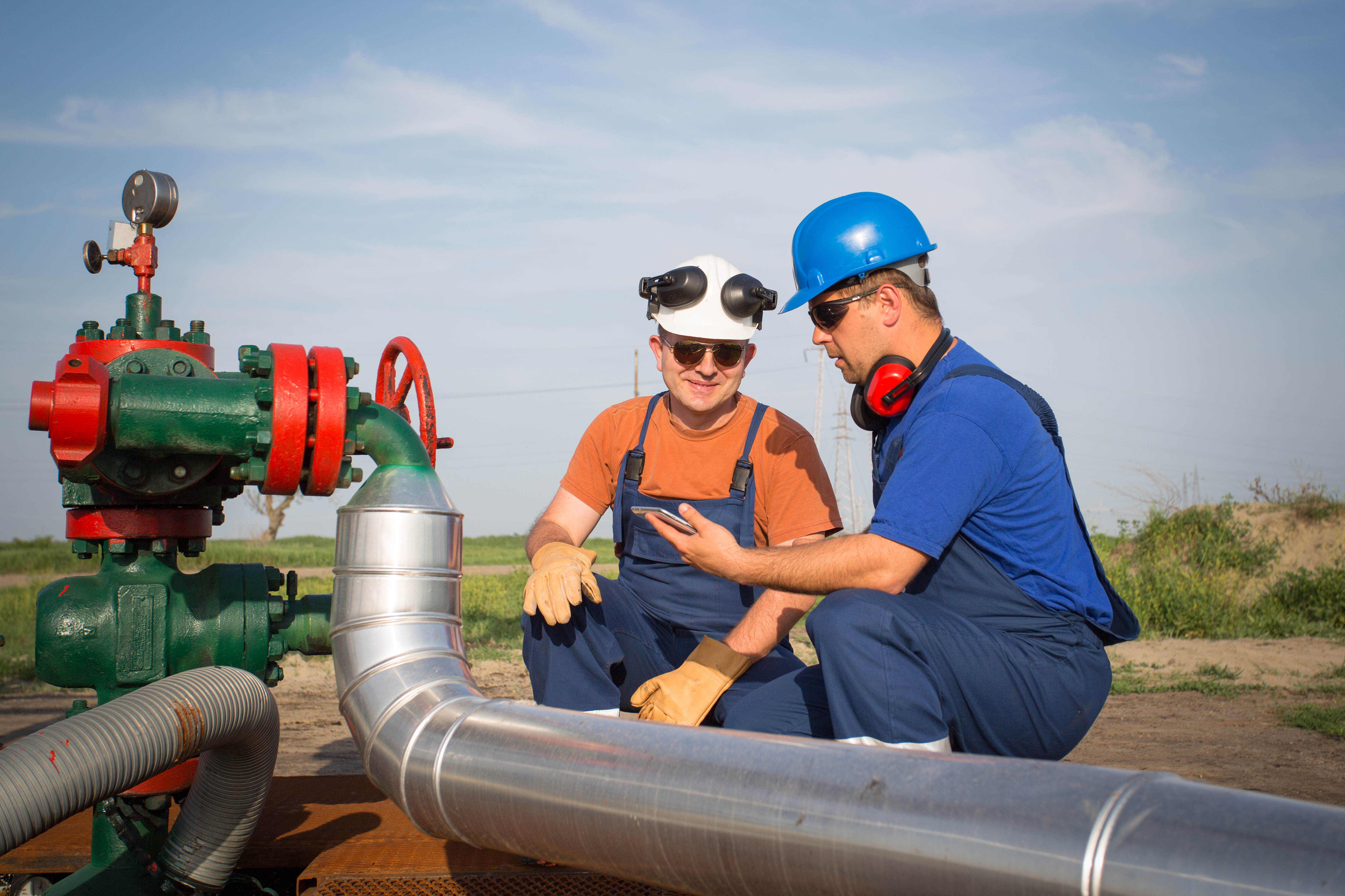 Happy Technicians = Happy Customers: How Mobile Workforce Management is Transforming Field Services image
